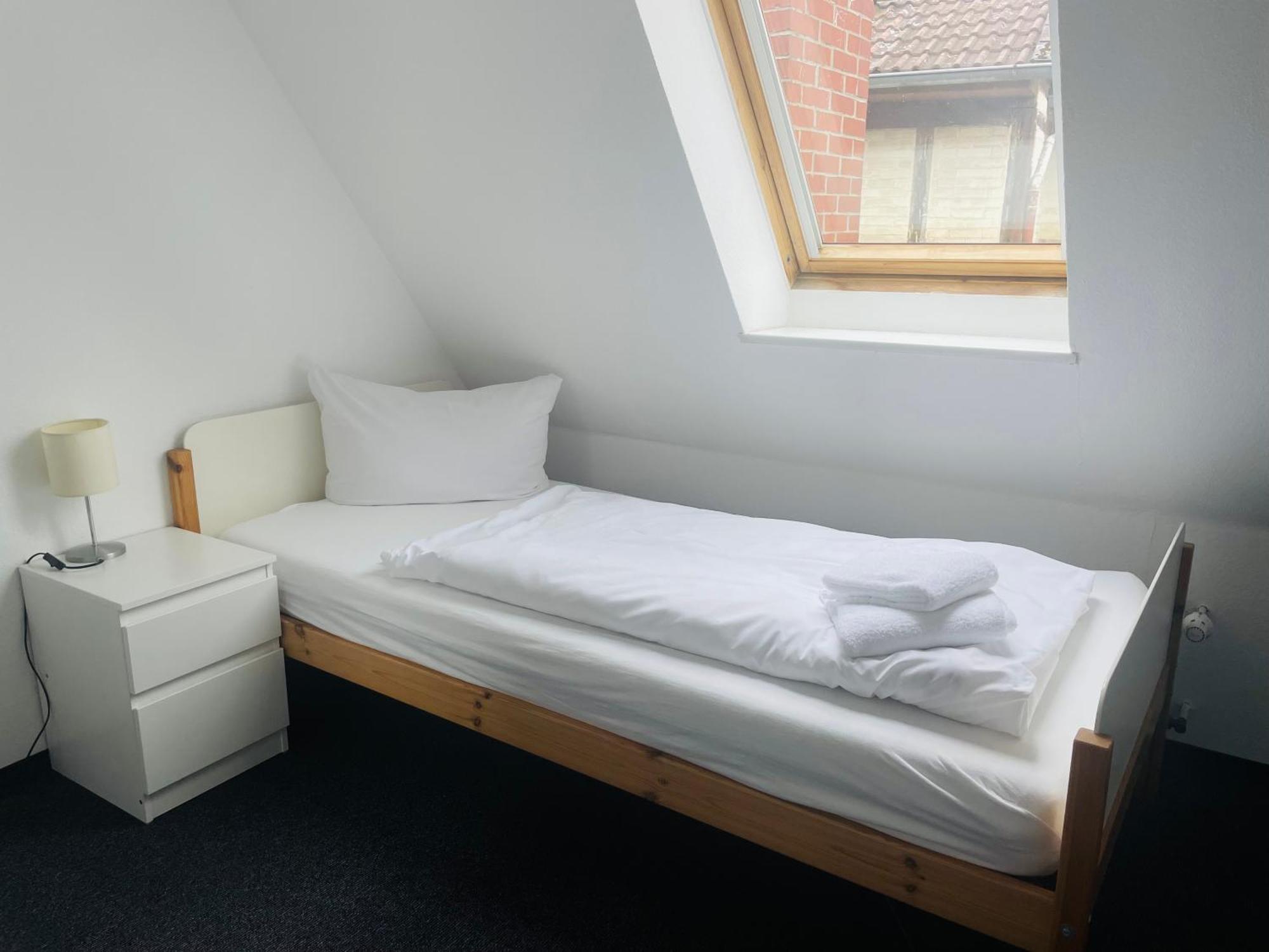 Schoppenstedt Markt Eins Gaestezimmer מראה חיצוני תמונה