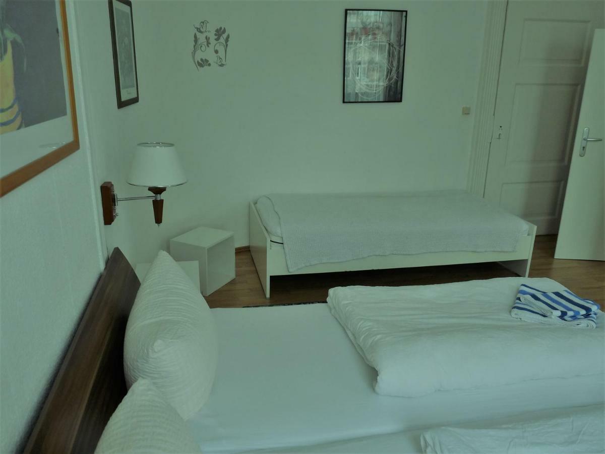 Schoppenstedt Markt Eins Gaestezimmer מראה חיצוני תמונה