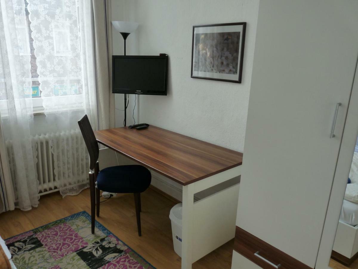 Schoppenstedt Markt Eins Gaestezimmer מראה חיצוני תמונה